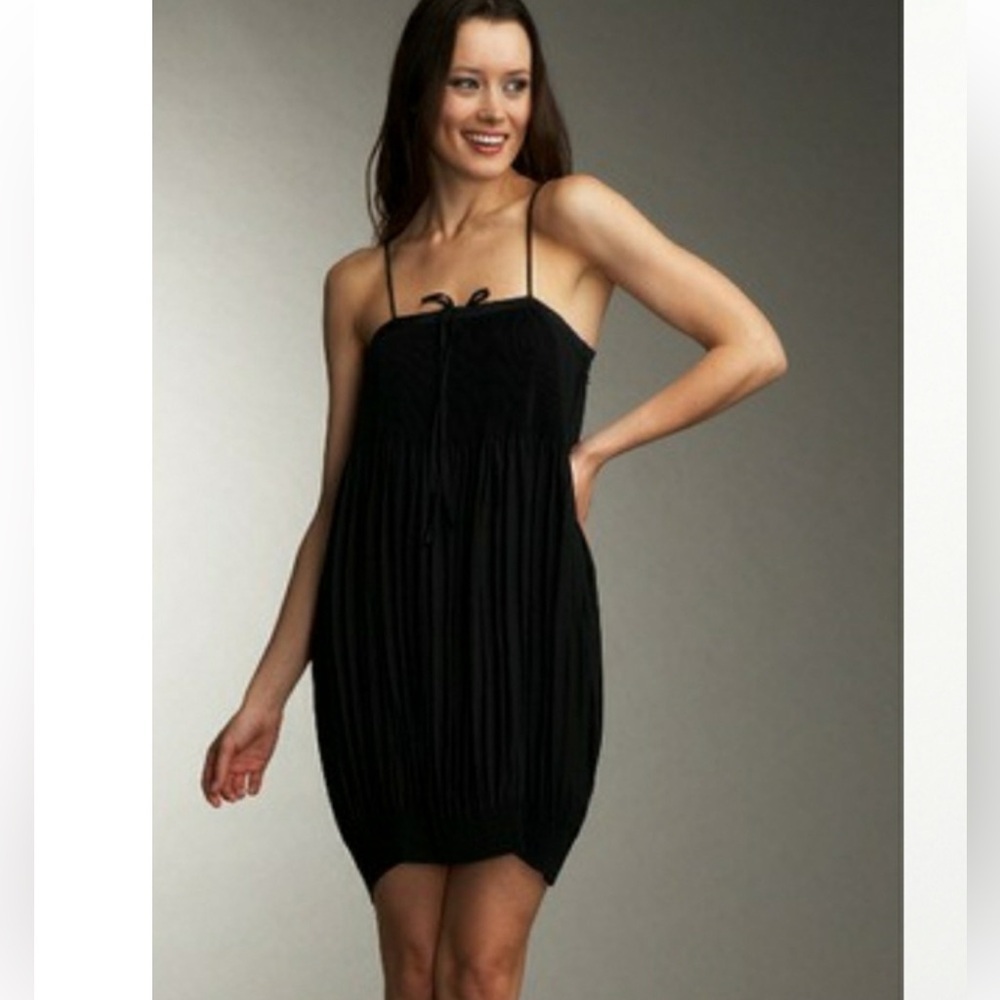 NWT Julie Hause Black Release Pleat Silk Blend Sleeveless Barrel Mini Dress XS